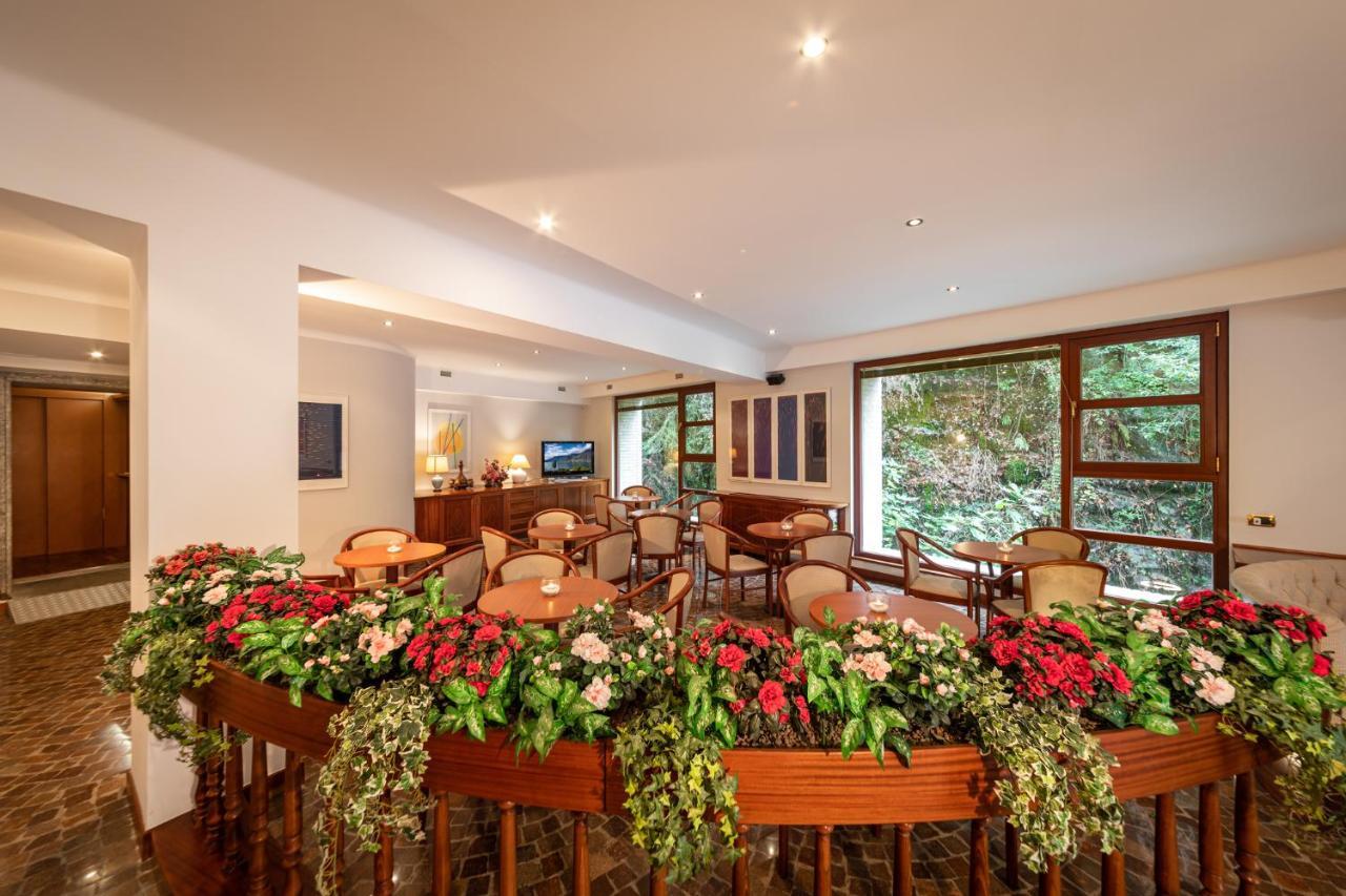 Hotel Ristorante Vapore Faggeto Lario Ngoại thất bức ảnh